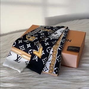 Authentic Louis Vuitton bandeau